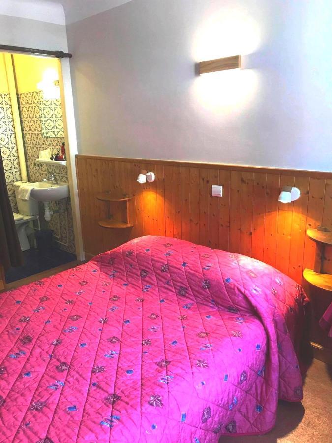 Chambres Avec Garage Motos Lanslebourg-Mont-Cenis Eksteriør billede
