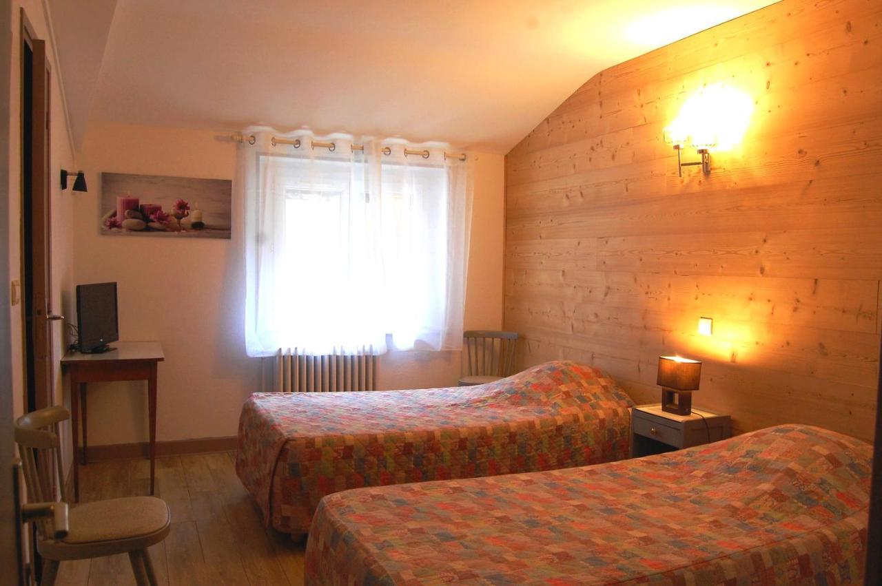 Chambres Avec Garage Motos Lanslebourg-Mont-Cenis Eksteriør billede