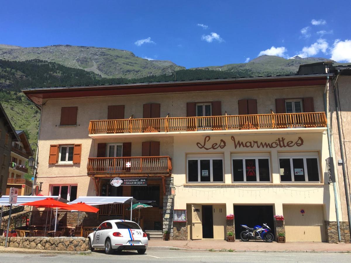 Chambres Avec Garage Motos Lanslebourg-Mont-Cenis Eksteriør billede